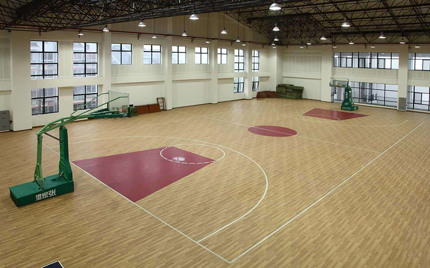 体育馆篮球馆内是否应该安装上中央空调